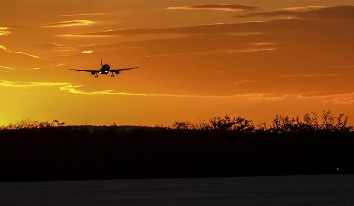 Avião