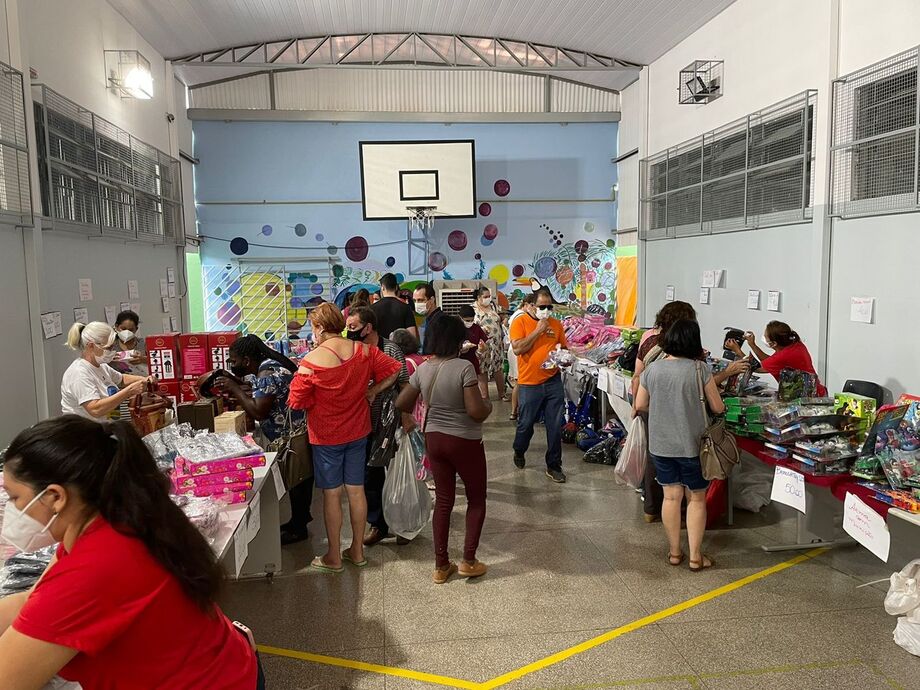 Pestalozzi realiza bazar de Natal com produtos da Receita Federal