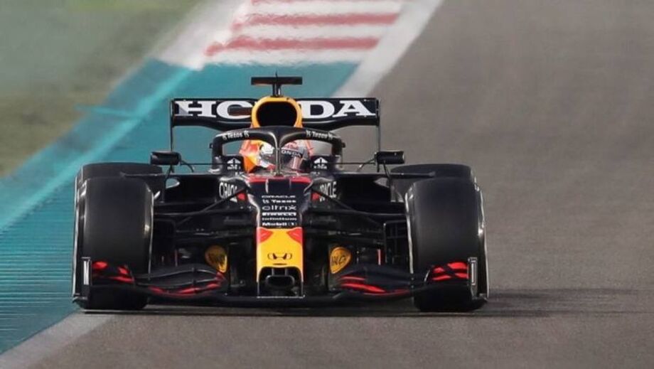 Verstappen vence em Abu Dabi na última volta e se tornar campeão mundial de Fórmula 1