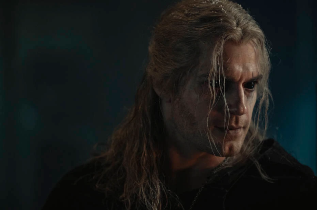 Henry Cavill volta a viver o bruxo Geralt na nova temporada de 'The Witcher', que estreia nesta sexta na Netflix.