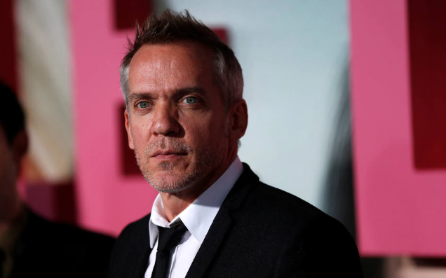 O diretor Jean-Marc Vallee na premiere da série Big Little Lies, em Los Angeles, no ano de 2017