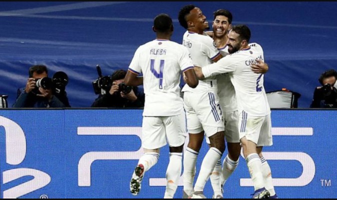 Real derrota Internazionale e termina em primeiro no Grupo D da Liga dos Campeões