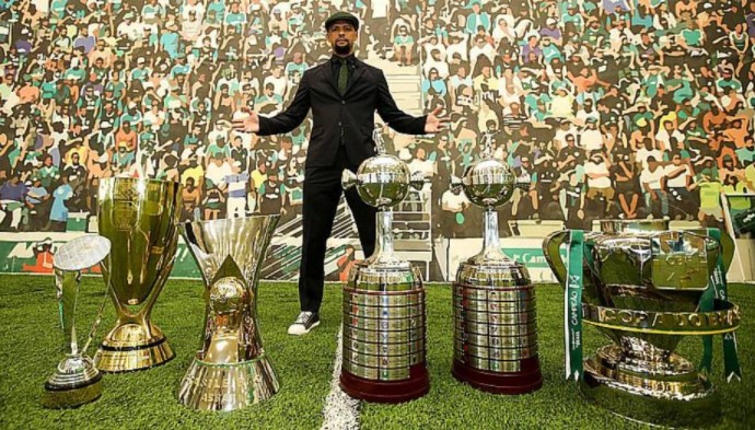 Fim de uma era: depoois de cinco títulos, Felipe Melo deixa o Palmeiras