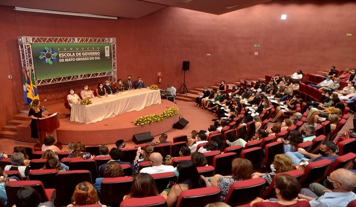 A especialização, direcionada exclusivamente aos servidores públicos estaduais, iniciou em 2019 tendo como meta a promoção do conhecimento e o desenvolvimento dos servidores na área de gestão de pessoas