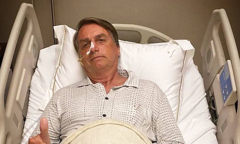 Bolsonaro por meio do Twitter