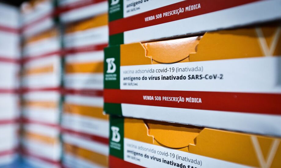 Até o momento, apenas o imunizantes da Pfizer tem uso em crianças autorizado pela Anvisa
