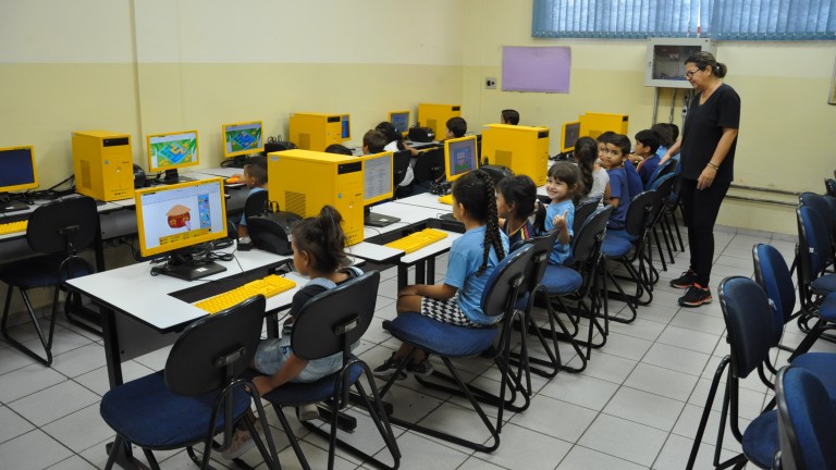 Assistente de tecnologia