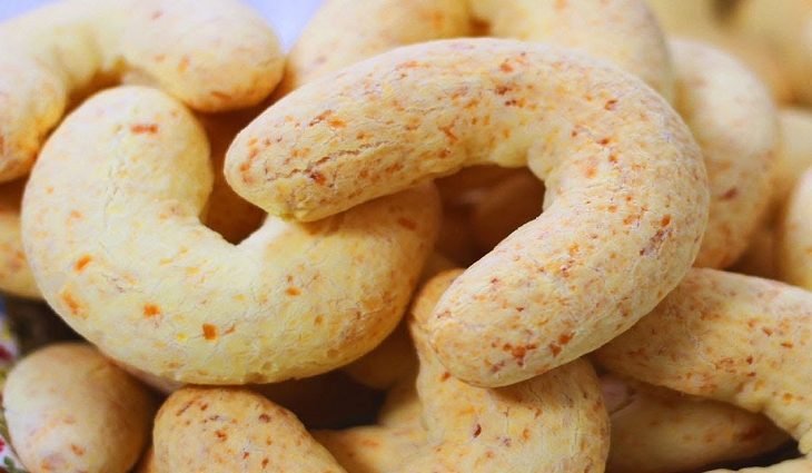 A chipa é um tipo de pão, semelhante ao pão de queijo mineiro