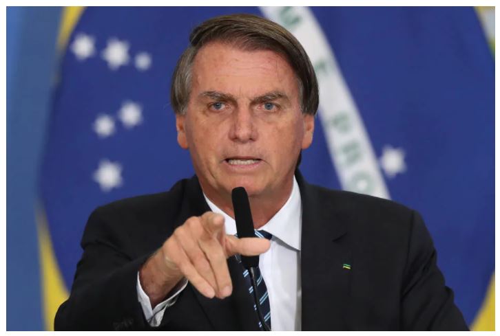 O presidente Jair Bolsonaro está no Norte Fluminense para uma visita ao Porto do Açu.