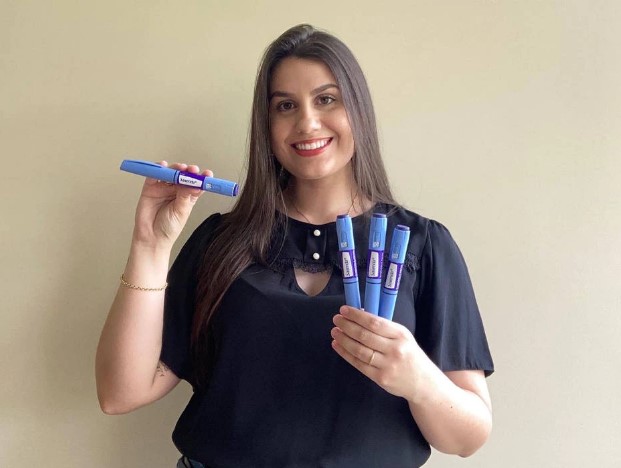 Laura perdeu 12 quilos após iniciar o tratamento com a liraglutida