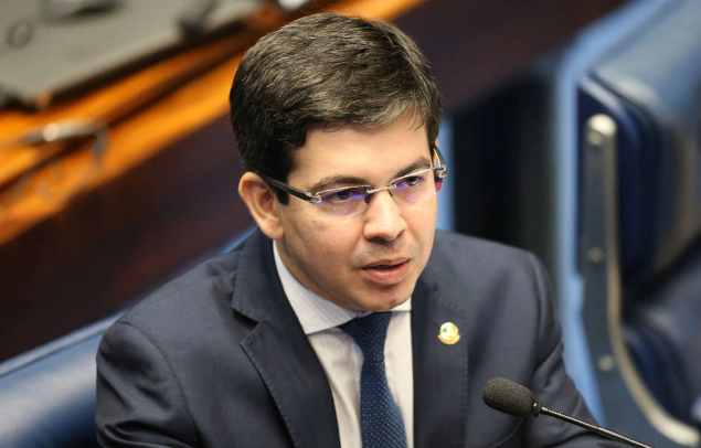 Randolfe Rodrigues (Rede-AP) quer se candidatar ao governo do Amapá.