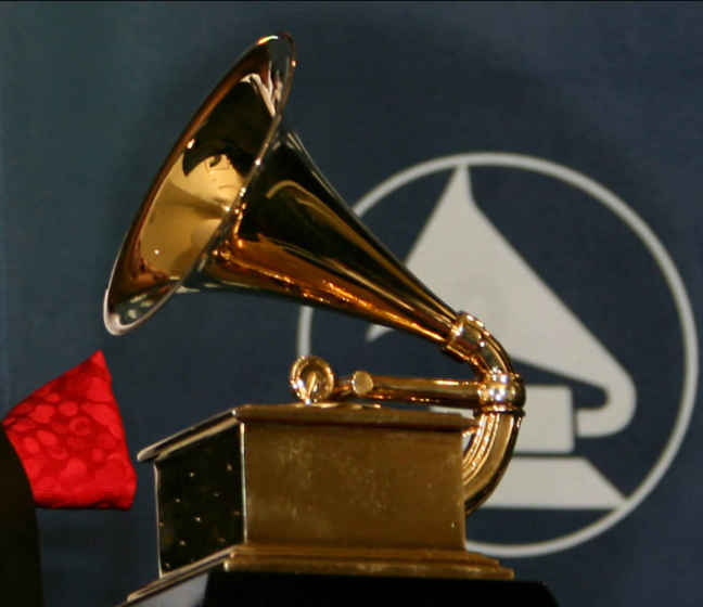 Grammy, mais uma vez, adiado