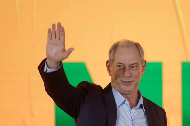 Lula segue na liderança, mas sua vantagem diminuiu bastante no último mês. Apesar de ter recuperado parte do eleitorado que votou nele no 2º turno de 2018, Bolsonaro segue com alta rejeição (57%), afirmou Marcelo Tokarski, sócio-diretor do Institut