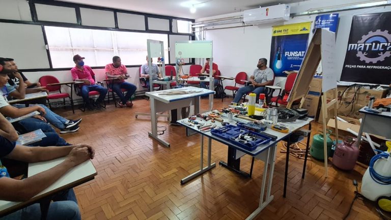 Escola de Qualificação Profissional da Funsat