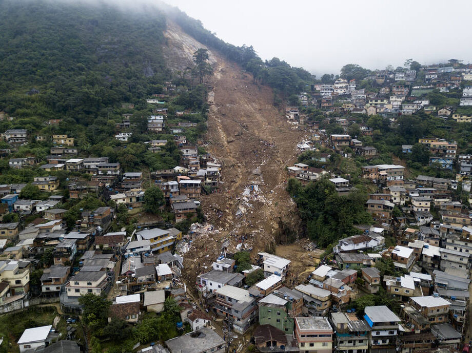 Petrópolis teve 189 deslizamentos por causa das chuvas; prefeitura declarou estado de calamidade publica