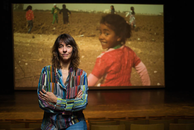 Christiane Jatahy vai apresentar em Veneza 'O Agora que Demora', espetáculo com depoimentos de refugiados exibido em São Paulo em 2019