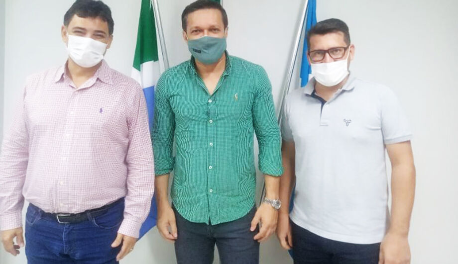 O deputado estadual Lucas de Lima (Solidariedade) visitou a cidade de Camapuã, se reuniu com prefeito, moradores e lideranças daquele município