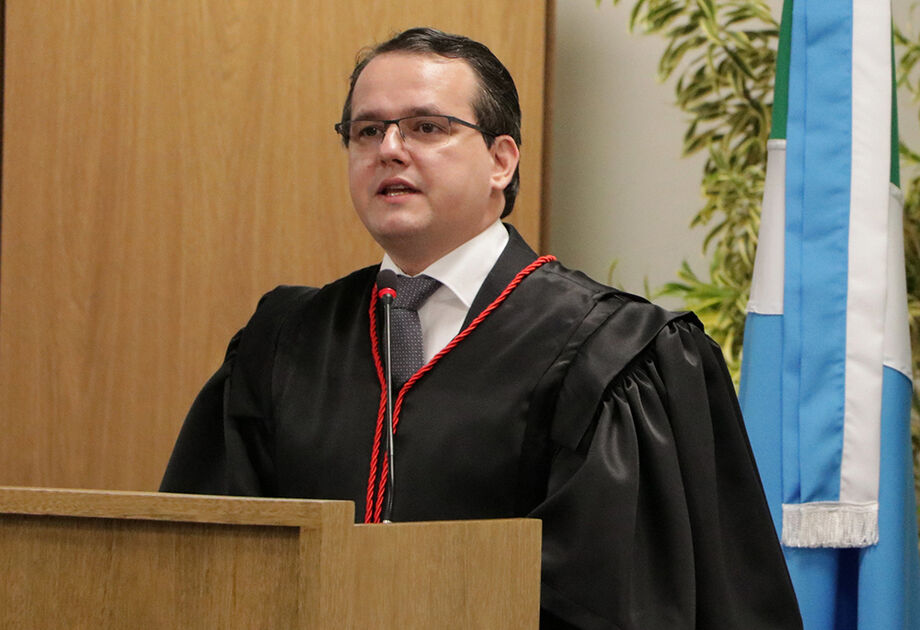 O procurador-geral Alexandre Magno Benites de Lacerda