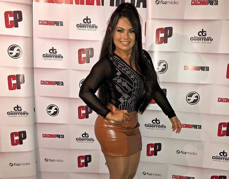 Morre cantora Paulinha Abelha, vocalista da banda Calcinha Preta
