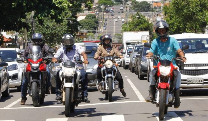 Motos no trânsito