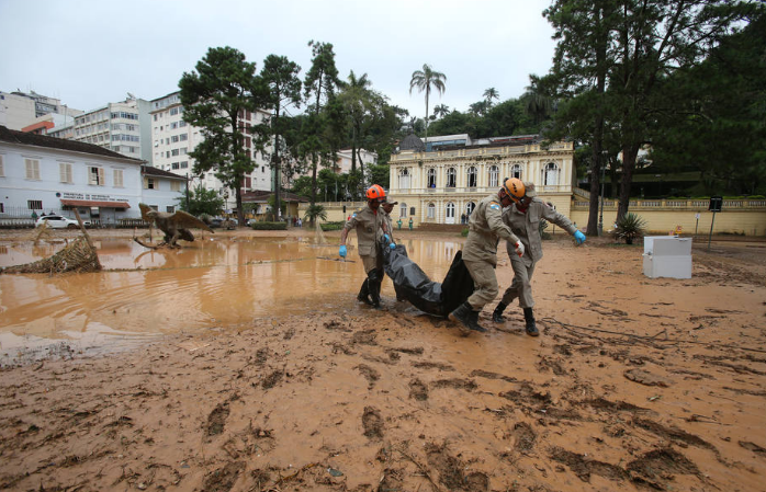 Tragédia em Petrópolis, região serrana do Rio de Janeiro