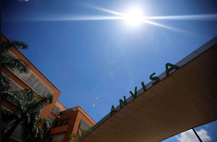 Fachada da Anvisa, em Brasília; agência alertou que produtos com a marca '50 Ervas Emagrecedor' estão proibidos no Brasil desde 2020