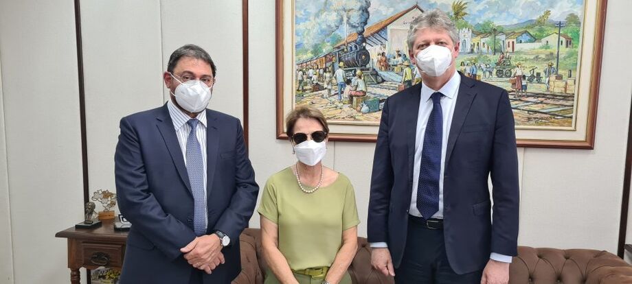 Longen esteve em Brasília na última terça-feira (22) e levou a solicitação à ministra. Nesta sexta-feira (25/02), Tereza Cristina anunciou que manteve contatos com a Receita Federal para conseguir regularizar a situação