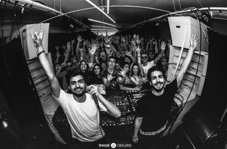 Duo de DJs cariocas - Ouça aqui
