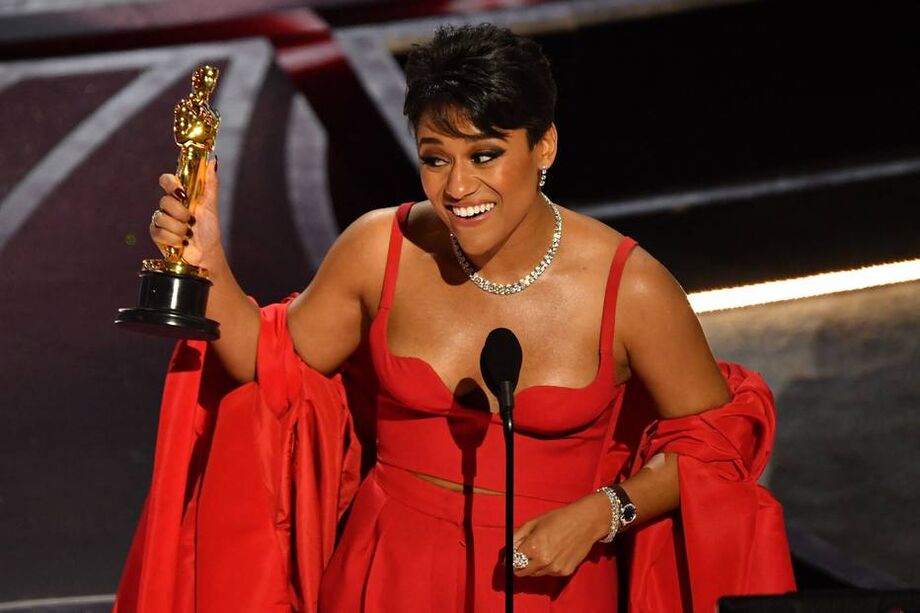 Ariana DeBose ganha Oscar de melhor atriz coadjuvante