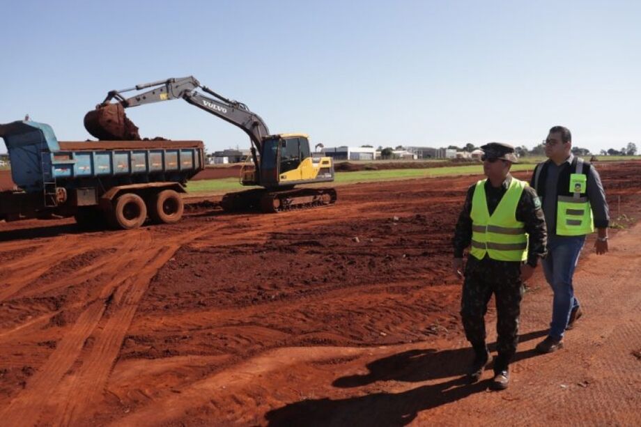 Prefeito Alan Guedes esteve vistoriando as obras no Aeroporto de Dourados