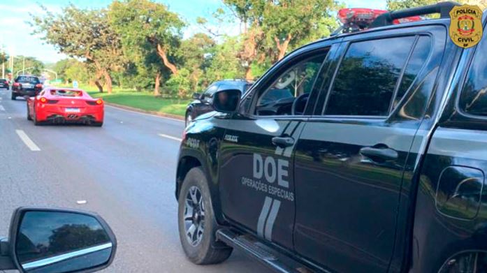 Polícia Civil do Distrito Federal apreendeu carros de luxo ligados a suposto esquema de lavagem de dinheiro
