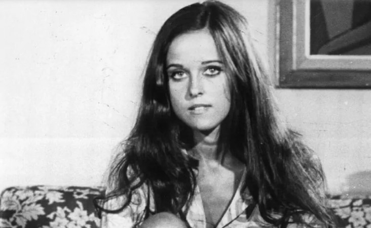 A atriz Djenane Machado