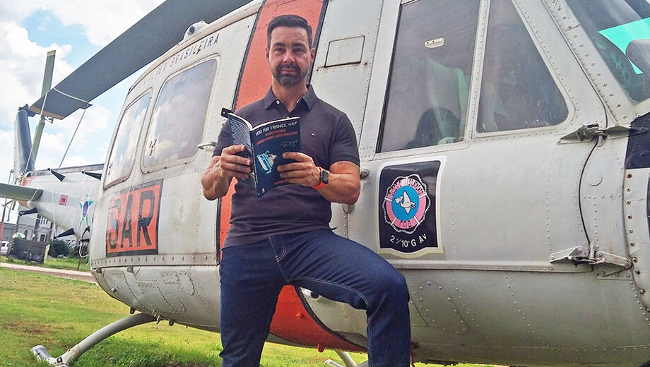 O autor do livro, Silvio Monteiro