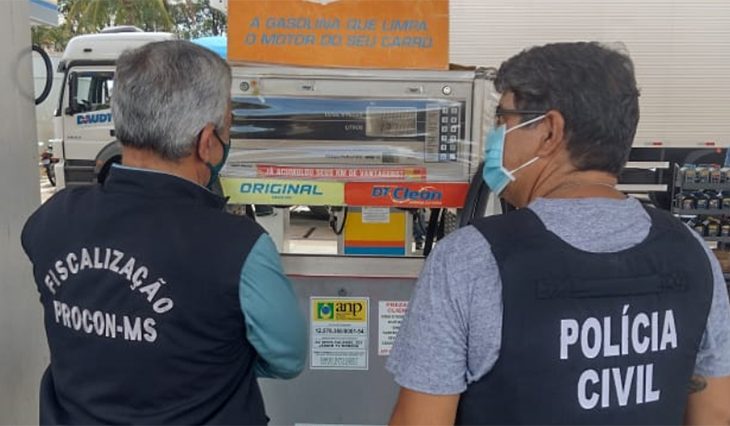 Devido as denúncias de que as distribuidoras de combustíveis estariam cometendo abusos, o Procon/MS está montando dossiê com as notas fiscais fornecidas pelos postos e encaminhará ao Ministério Público Estadual