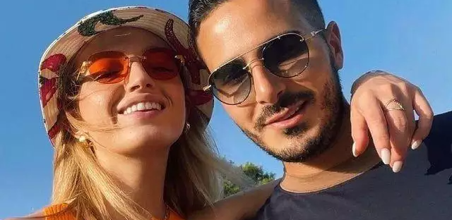 Para confirmar a história, Simon chegou a fazer uma videochamada com o homem, que apareceu em um cenário parecido com o da empresa Meta