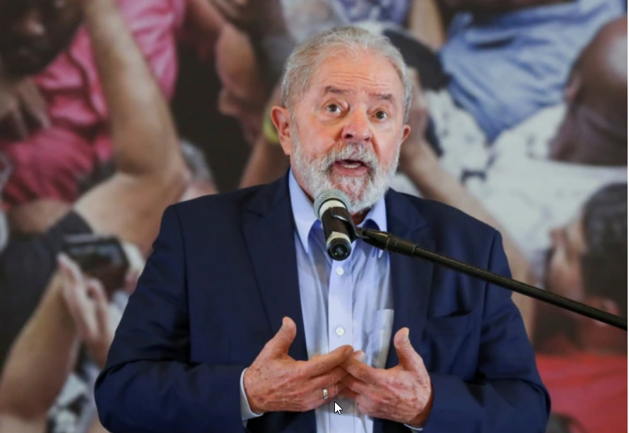 Lewandowski suspende ação contra Lula sobre compra de caças suecos