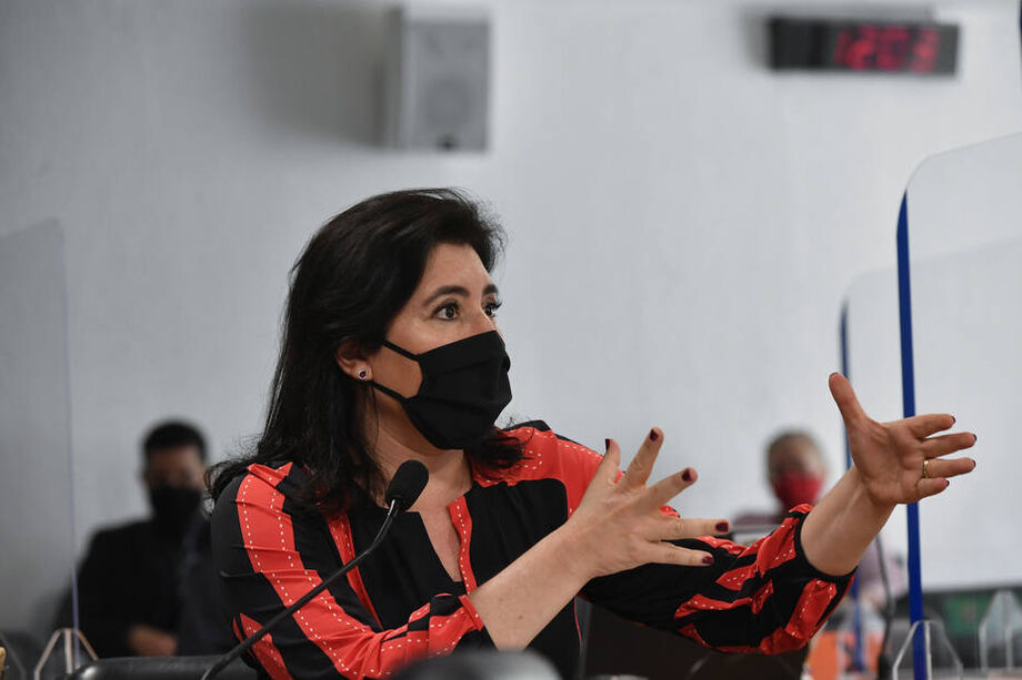 A senadora Simone Tebet;