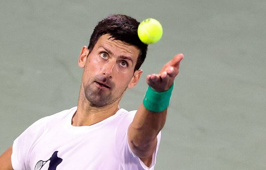 Djokovic vai poder disputar o Torneio de Wimbledon mesmo sem estar vacinado contra a covid-19.