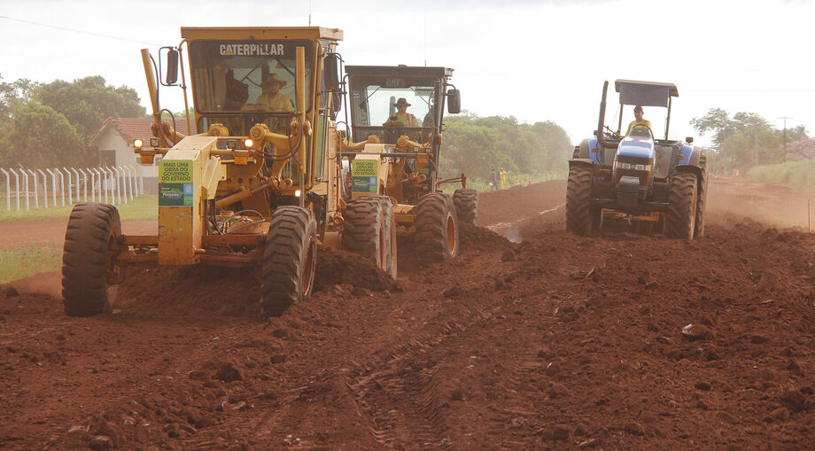 Obras de pavimentação no primeiro trecho da MS-278.