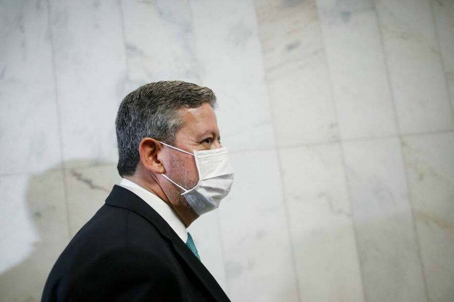 Arthur Lira (Progressistas-AL) recorreu ao Supremo Tribunal Federal (STF) para Congresso decidir sobre cassação de parlamentares condenados pela Corte.