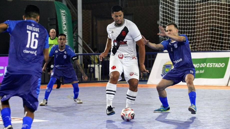 Todas as partidas serão transmitidas ao vivo pelos canais oficiais do Mundo do Futsal e do ex-jogador Falcão no YouTube