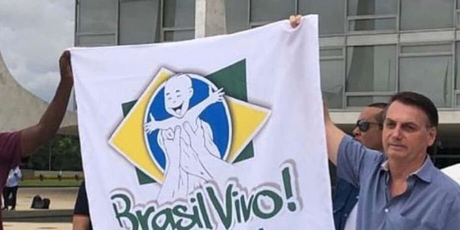 Bolsonaro já participou de atos contra o aborto