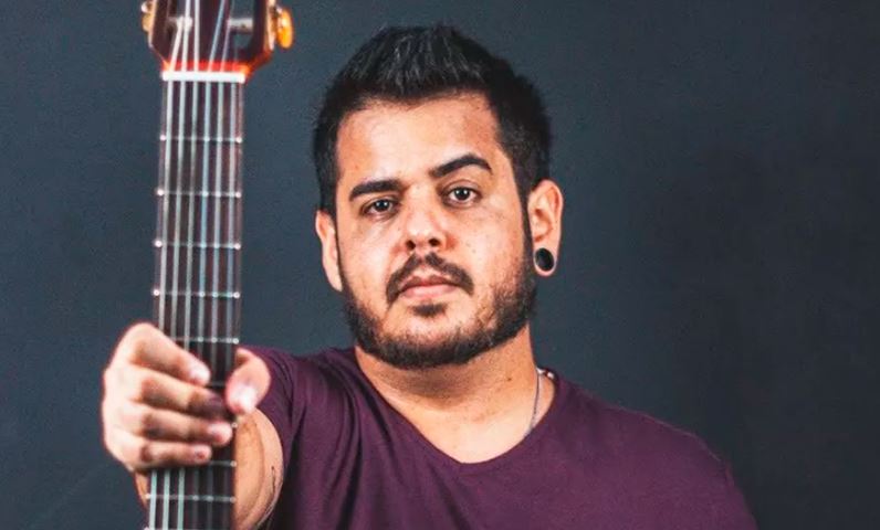 O cantor Juninho