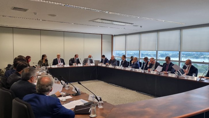 A reunião aconteceu ontem