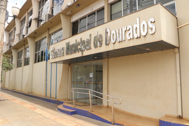 Câmara de Dourados realiza provas em maio e convoca aprovados em agosto deste ano