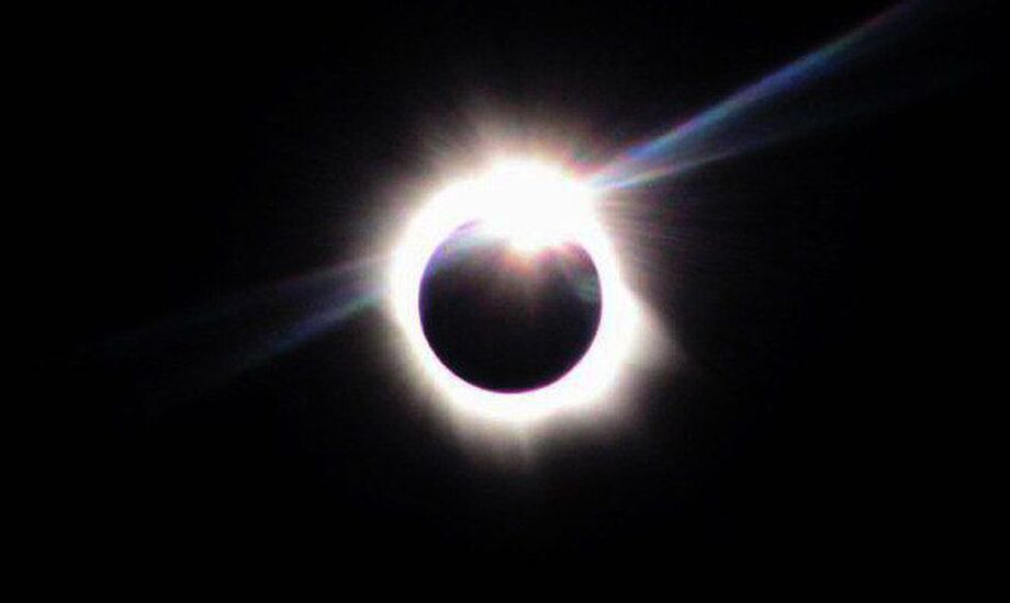 Eclipse solar