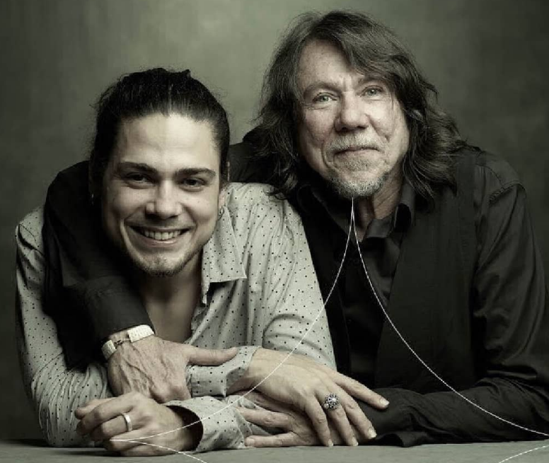 Lenine e o filho Bruno Giorgi
