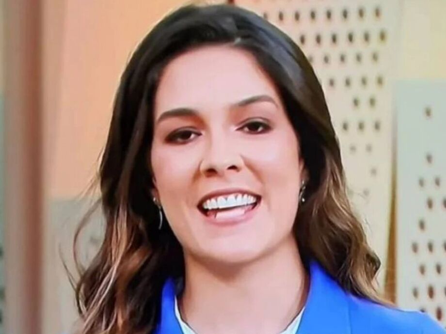 Apresentadora Renata Silveira