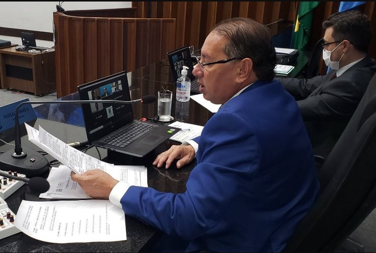 Gerson quer reforma de ginásio em Cassilândia