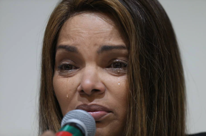 Flordelis, também pastora evangélica e cantora gospel, é considerada pela Polícia Civil do Rio a mandante do assassinato do próprio marido.